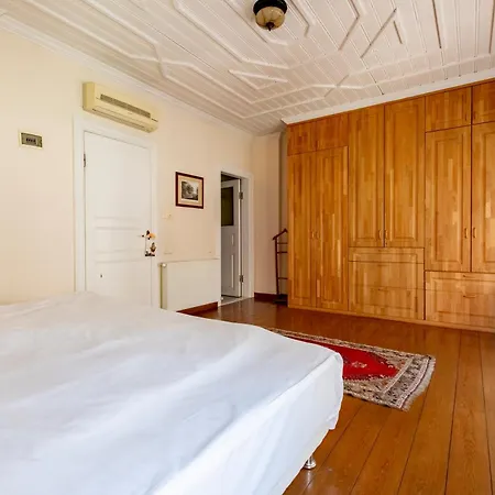 House With Terrace In Sultanahmet וילה *